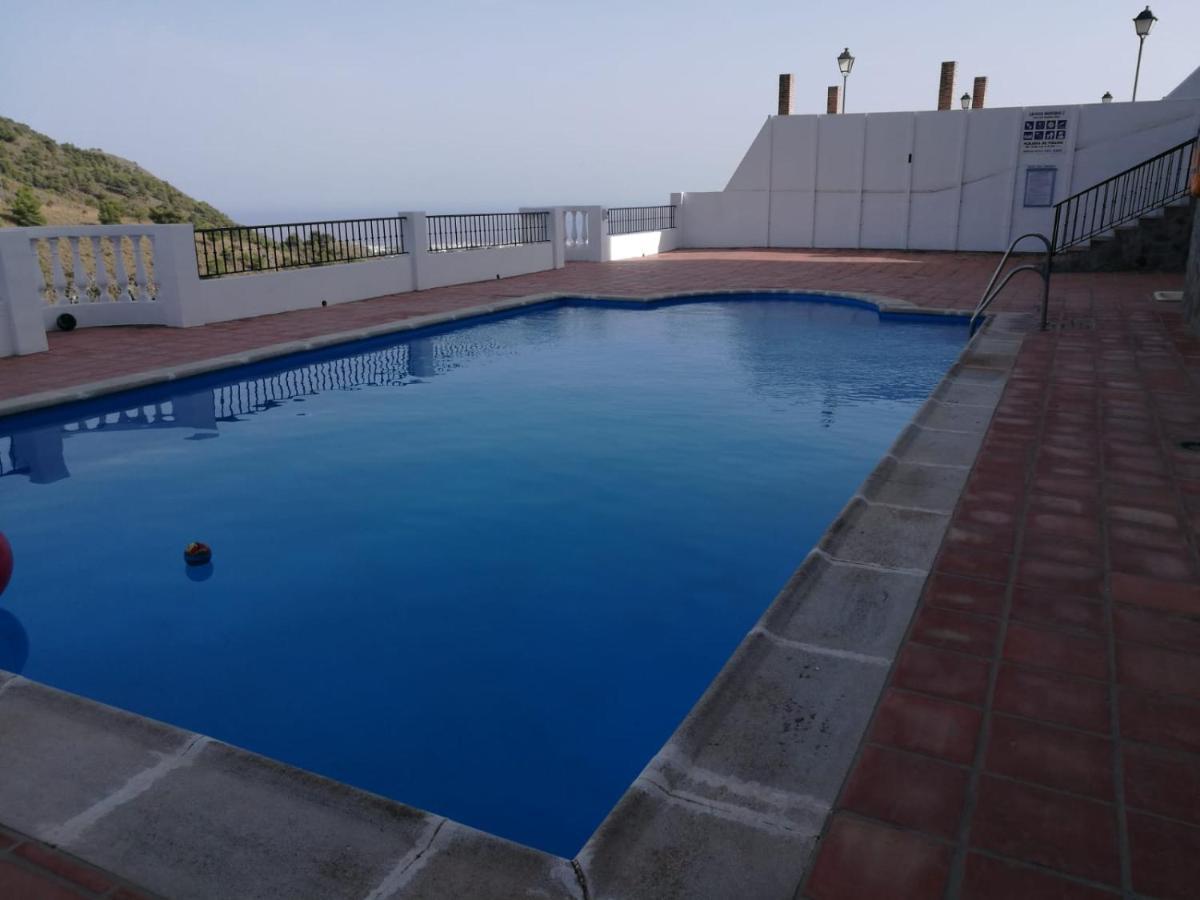 Precioso Apartamento De Dos Plantas Con Vistas Frigiliana Exterior photo
