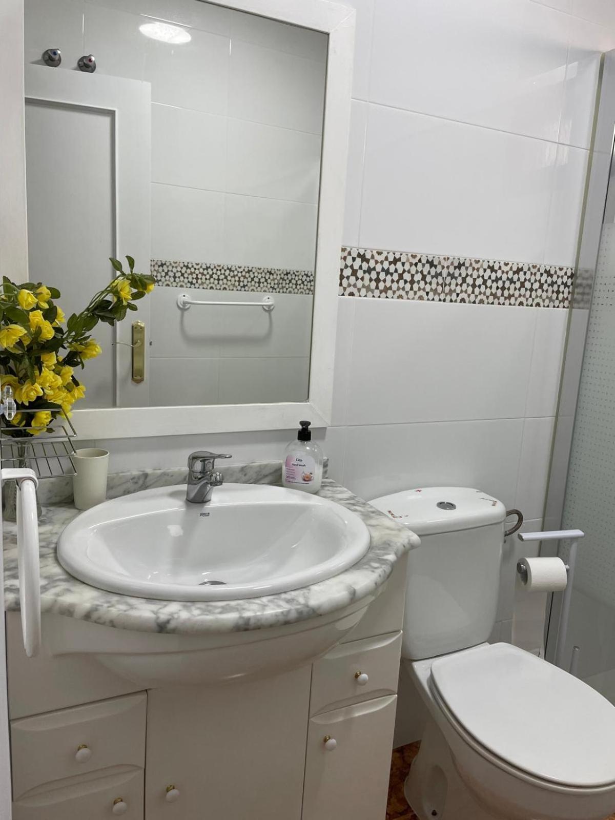 Precioso Apartamento De Dos Plantas Con Vistas Frigiliana Exterior photo